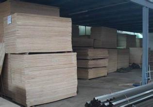 吉林蛟河木制品加工厂位于吉林蛟河河南街,公司主营:加工销售东北板材